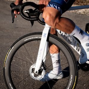 Pirelli anuncia parceria com equipe Alpecin-Deceuninck, integrante do World Tour