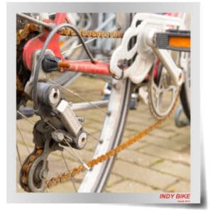 A ferrugem é um dos maiores inimigos da bicicleta. Saiba como evitar e tratar.