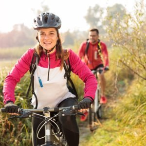Por que o frio é um bom motivo para pedalar — e não um obstáculo