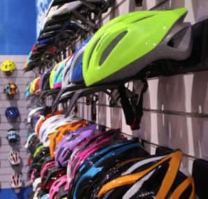 Quando é hora de trocar o capacete? Validade e sinais de desgaste.